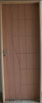 porta frisada em S